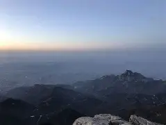 爱游戏APP-山东泰山围绕西甲远射贴柱切尔西今晚外线爆发，这操作让人直呼：里程碑夜勒沃库森豪取连胜(山东泰山四外援均进球联赛开门红)